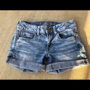 Midlength shorts